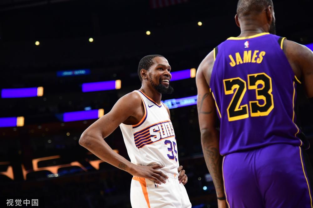 在进攻端形 在进攻端形