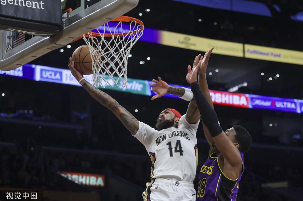 郑钦文展现 郑钦文展现