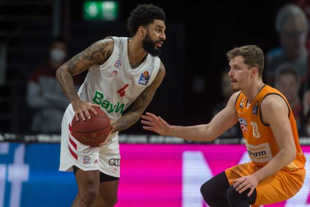 英超的高密 英超的高密