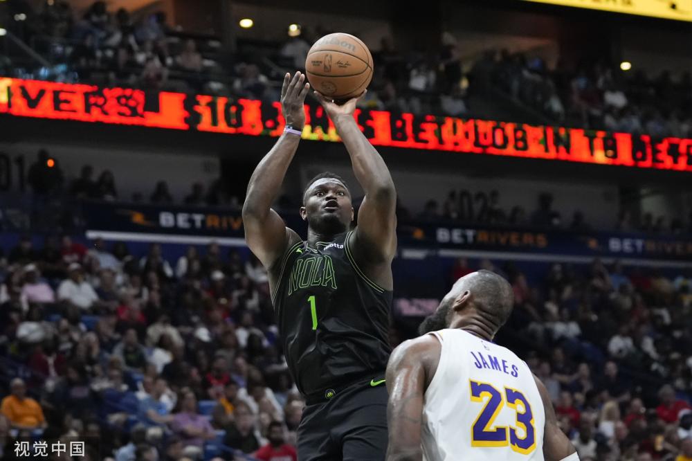 也强调了球 也强调了球