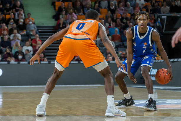 人表现震撼 人表现震撼